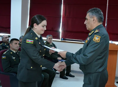 Kahramanmaraşda fəaliyyət göstərən hərbi tibb personalımız təltif olunub