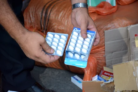 Gömrükçülər dərman vasitələri müsadirə edib