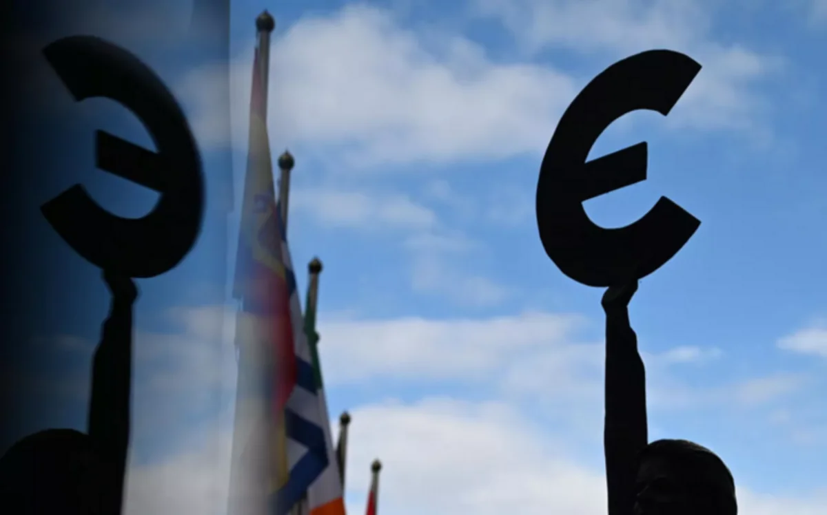 Eurozone inflation rate drops to 4.3%