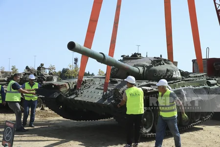 Символ победы армян в Первой карабахской войне доставлен в Парк военных трофеев в Баку