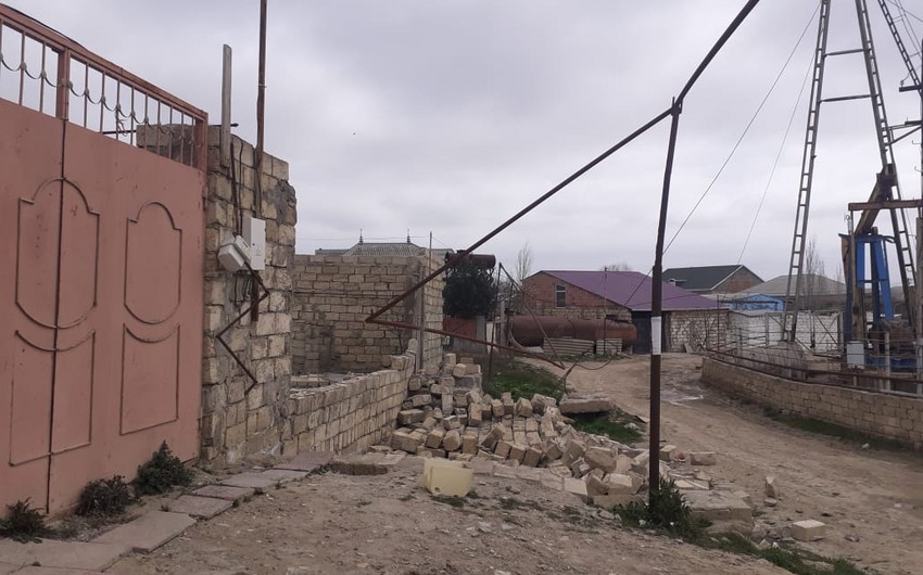 Bakıda güclü külək bir sıra qaz xətlərini yararsız hala saldı
