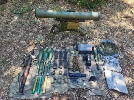 Türkiyə ordusu terrorçulara aid xeyli sayda silah-sursat ələ keçirib