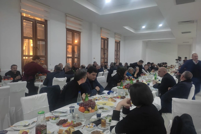 Şəhid ailələri və qazilər üçün iftar süfrəsi təşkil edilib