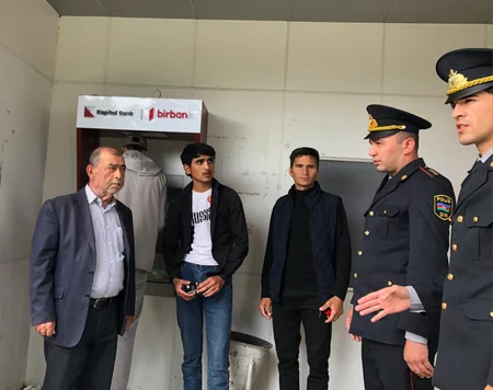 Cəlilabadda kiberdələduzluq və bank kartlarından oğurluq hallarına qarşı tədbirlər təşkil olunub