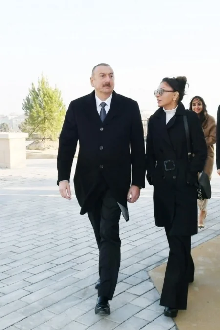 Prezident İlham Əliyev Bakı Ağ Şəhərdə mərkəzi bulvar küçəsinin açılışında iştirak edib - YENİLƏNİB-2