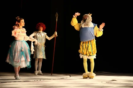 Gənc Tamaşaçılar Teatrında həftəsonu 7 tamaşa nümayiş olunacaq