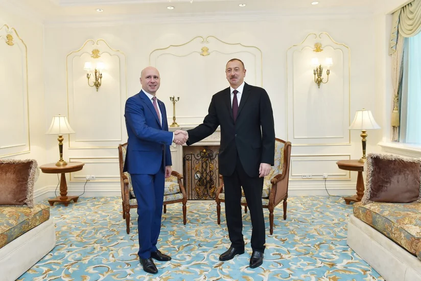 President Ilham Aliyev met with Moldovan Prime Minister Pavel Filip in Bishkek