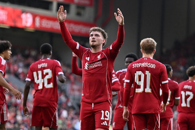Liverpul İspaniya təmsilçisi üzərində böyükhesablı qələbə qazanıb