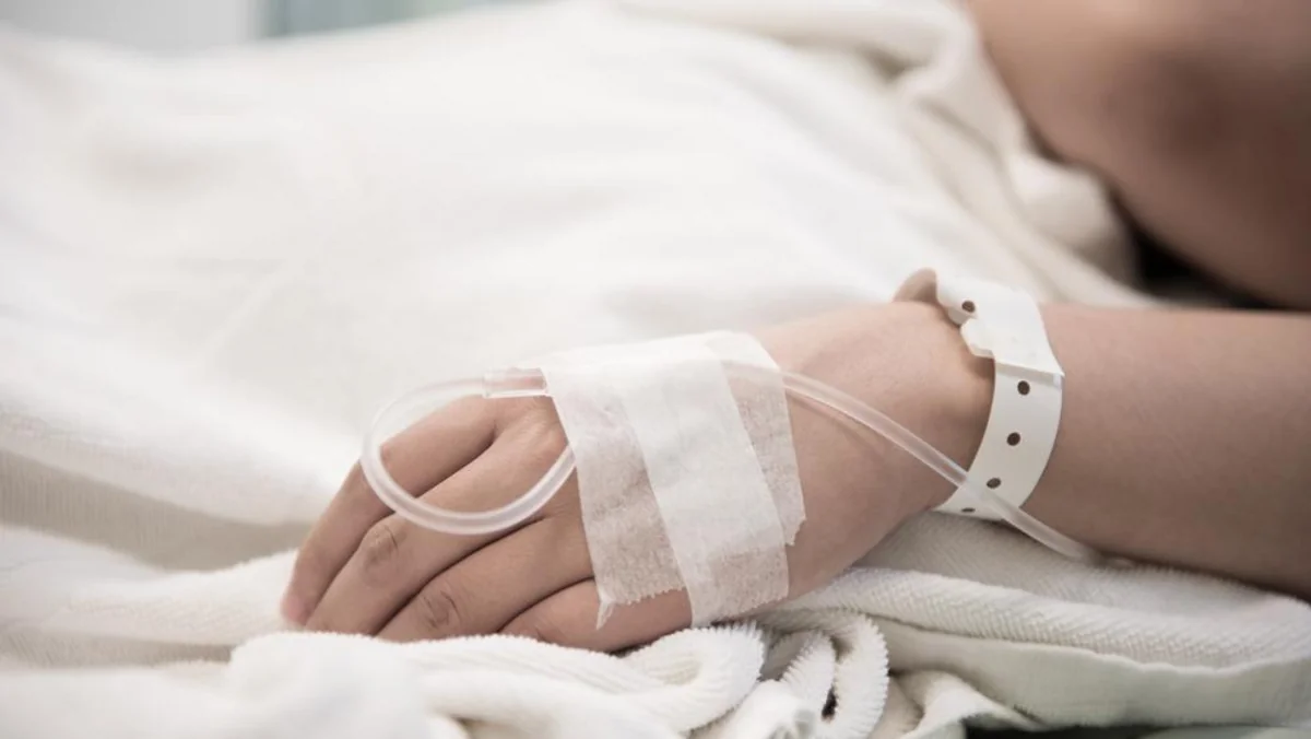 Hövsanda avtomobillə vurulan qadın ağır xəsarət alıb