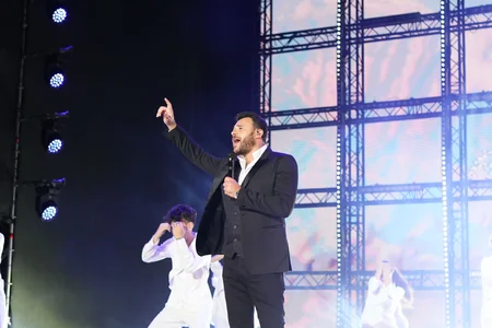 Heydər Əliyev Mərkəzinin parkında Milli Qurtuluş Gününə həsr olunan konsert keçirilib