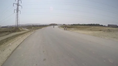 Bakı şəhərinə girişlərdə ödənişsiz dayanacaqlar tikilib