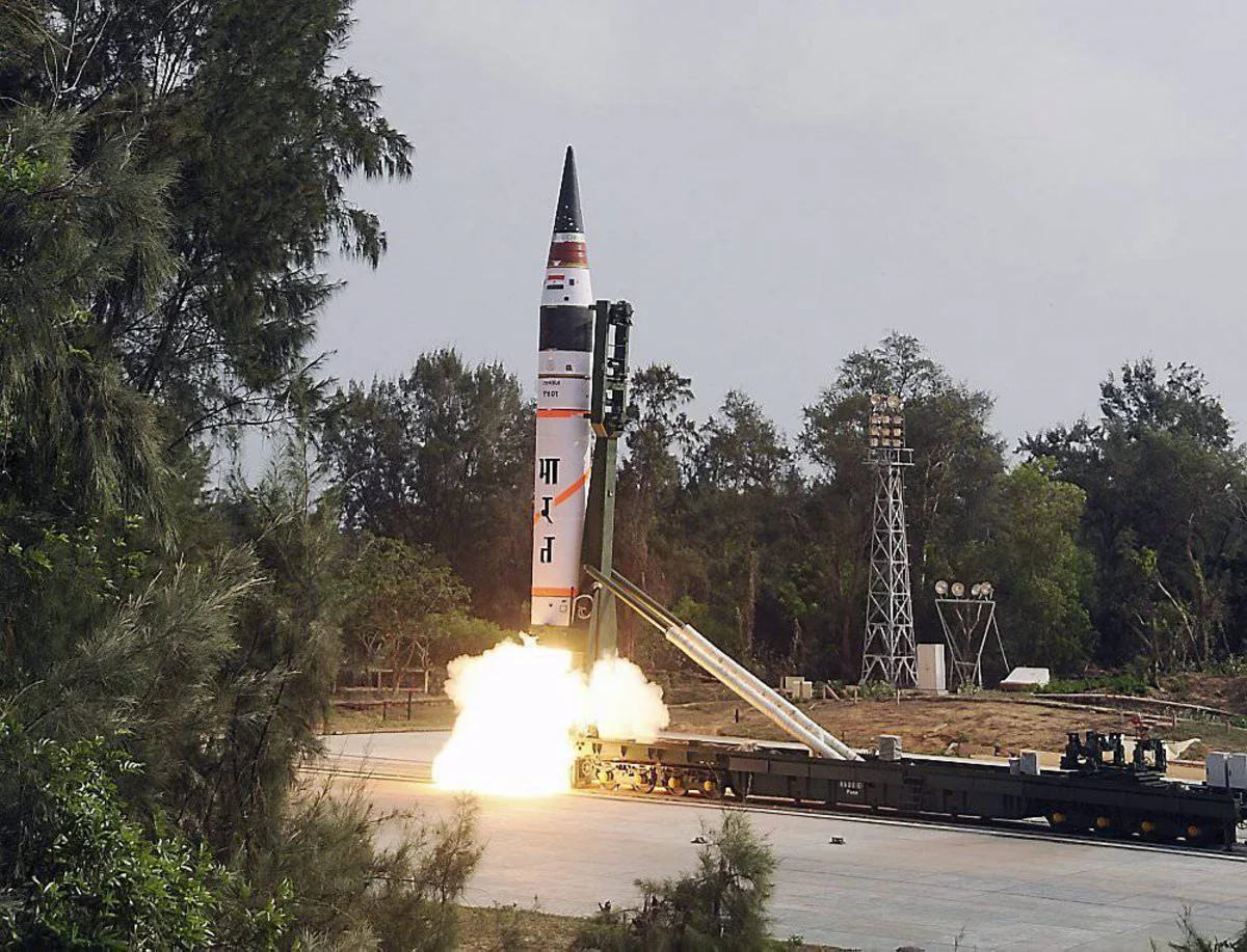 Индия провела успешные испытания баллистической ракеты Agni-1