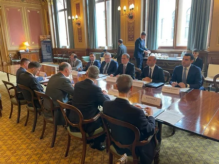 Azerbaijan, UK discuss expansion of cooperation 