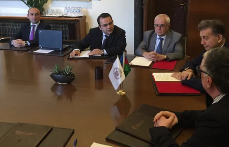 İtaliyanın Milli Elmi Şurası ilə AMEA arasında əməkdaşlıq Sazişi imzalanıb
