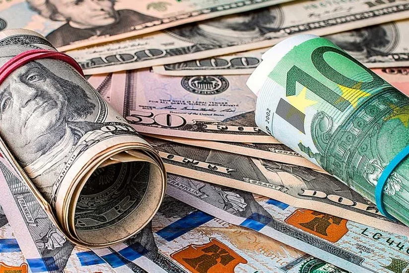 Доллар подорожал к евро и иене в рамках коррекции