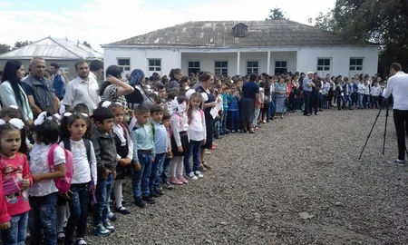 Gürcüstan dövlət naziri Marneulidəki Azərbaycan məktəbində olub