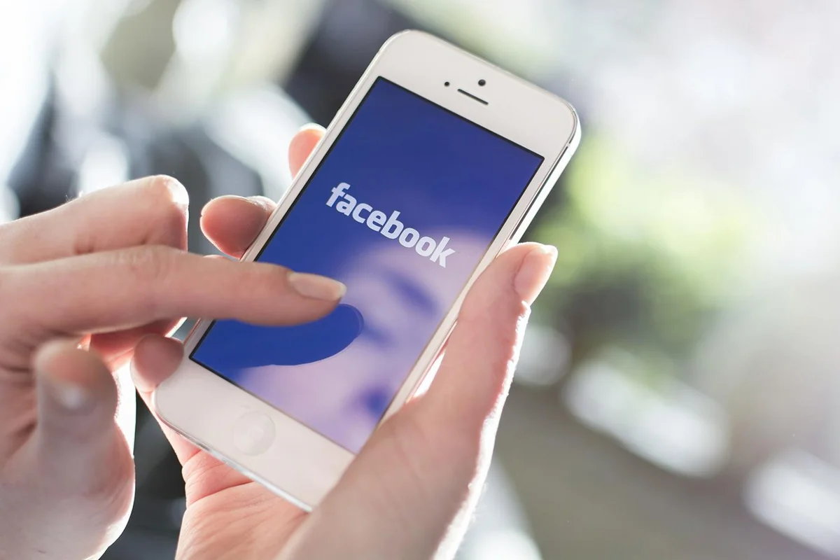 Bakcell abunəçilərinin 26%-i facebookdan istifadə edir