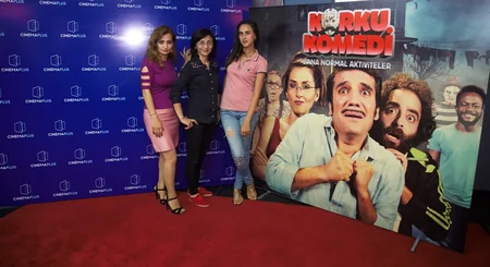 В CinemaPlus состоялся показ турецкого фильма Korku Komedi: Bana Normal Aktiviteler - ВИДЕО