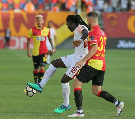 Qalatasaray 21-ci dəfə Türkiyə çempionu olub