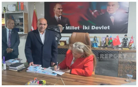 İğdırda Heydər Əliyev haqqında kitabın təqdimatı keçirilib