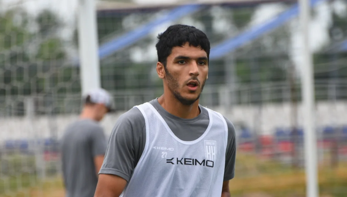 Azərbaycan millisinin futbolçusu Rusiyada klubunu dəyişib