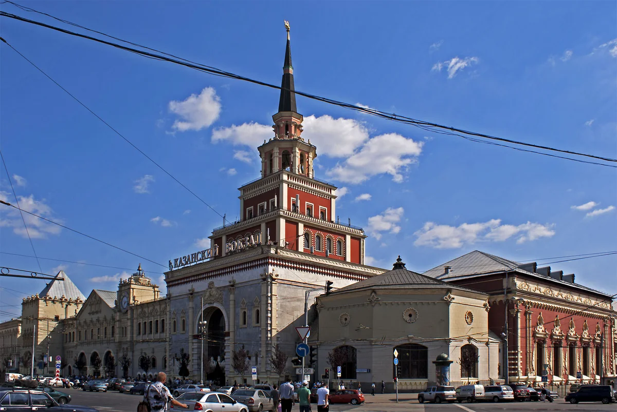 В Москве эвакуированы около трех тысяч человек с трех вокзалов