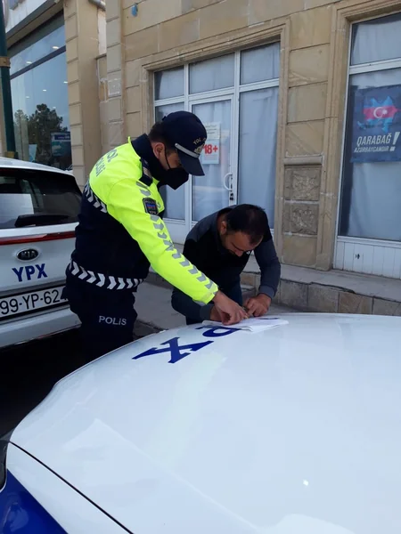 Kürdəmirdə reyd zamanı 30 sürücü cərimələndi