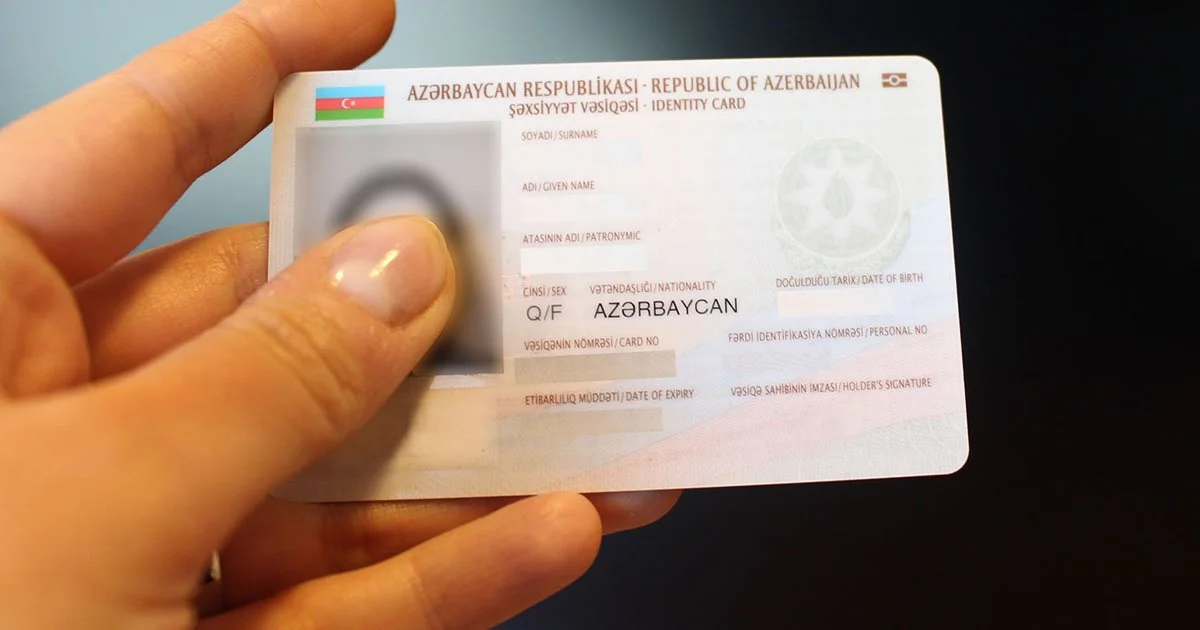 Şəxsiyyət vəsiqəsində əks olunan məlumatların tərkibinin yenilənməsi sonuncu oxunuşda qəbul edilib