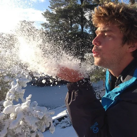 ​В первый день зимы в Австралии выпал снег - ФОТО