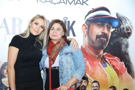 “CinemaPlus”da Cem Yılmazın iki filmi nümayiş olunub - VİDEO