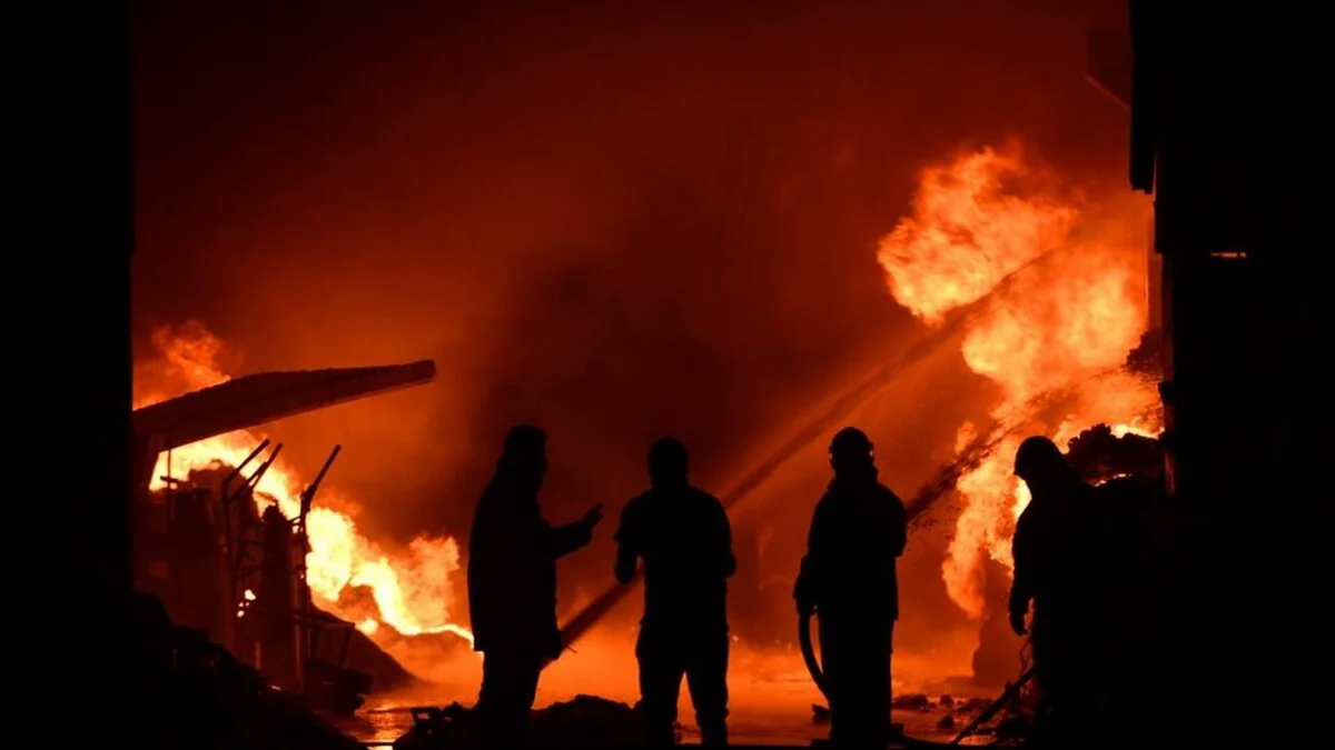Türkiyədə fabrikdə yanğın olub