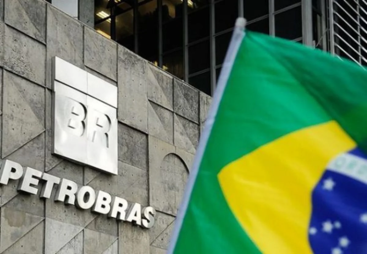 “Petrobras” neft hasilatını azaltmaqdan qismən imtina etdi