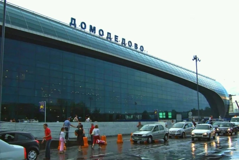 В аэропортах Москвы отменили 11 рейсов