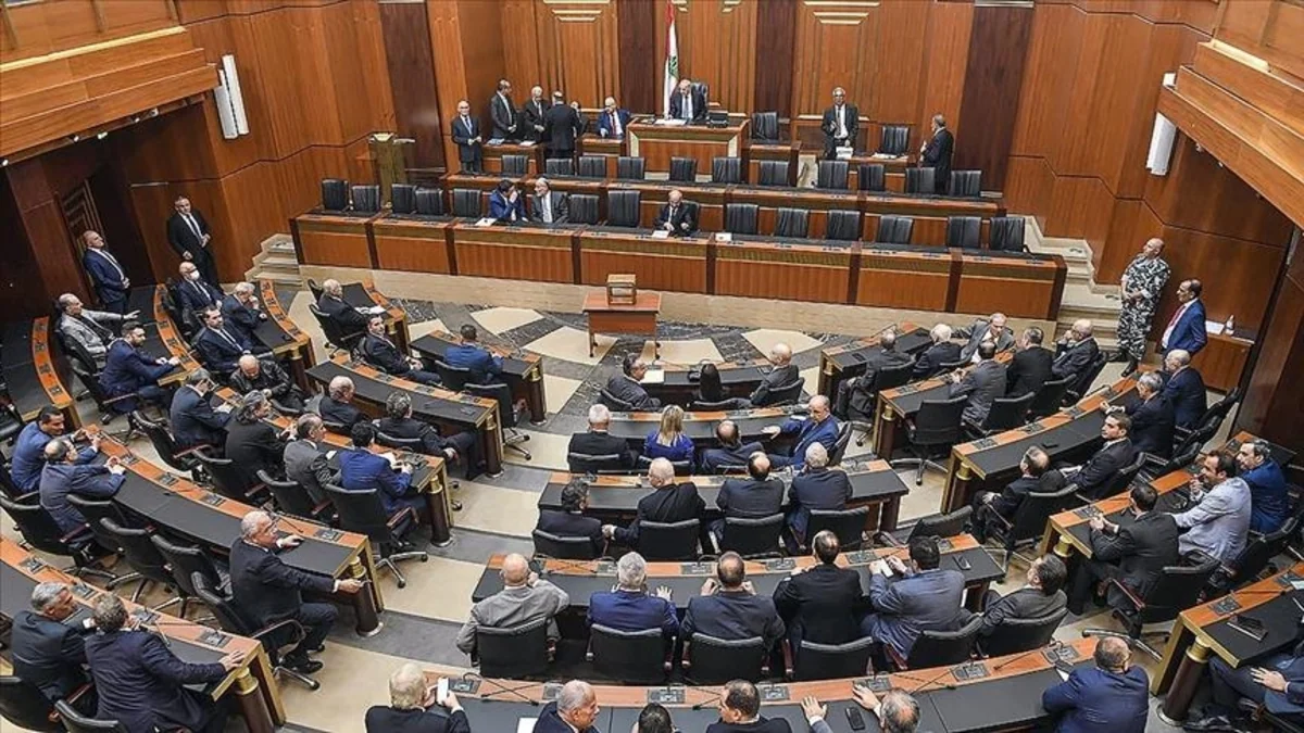 Депутаты парламента Ливана не смогли избрать главу республики