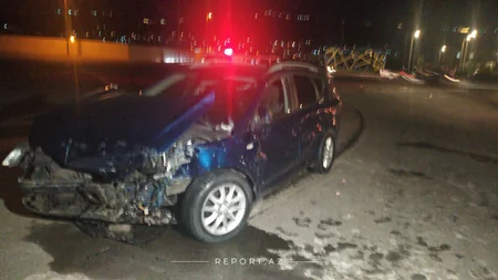 Bakıda iki avtomobil toqquşdu, xəsarət alanlar var