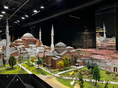 87 dəfə kiçildilmiş şəhər - Osmanlı İmperatorluğuna səyahət - İstanbuldan ikinci REPORTAJ