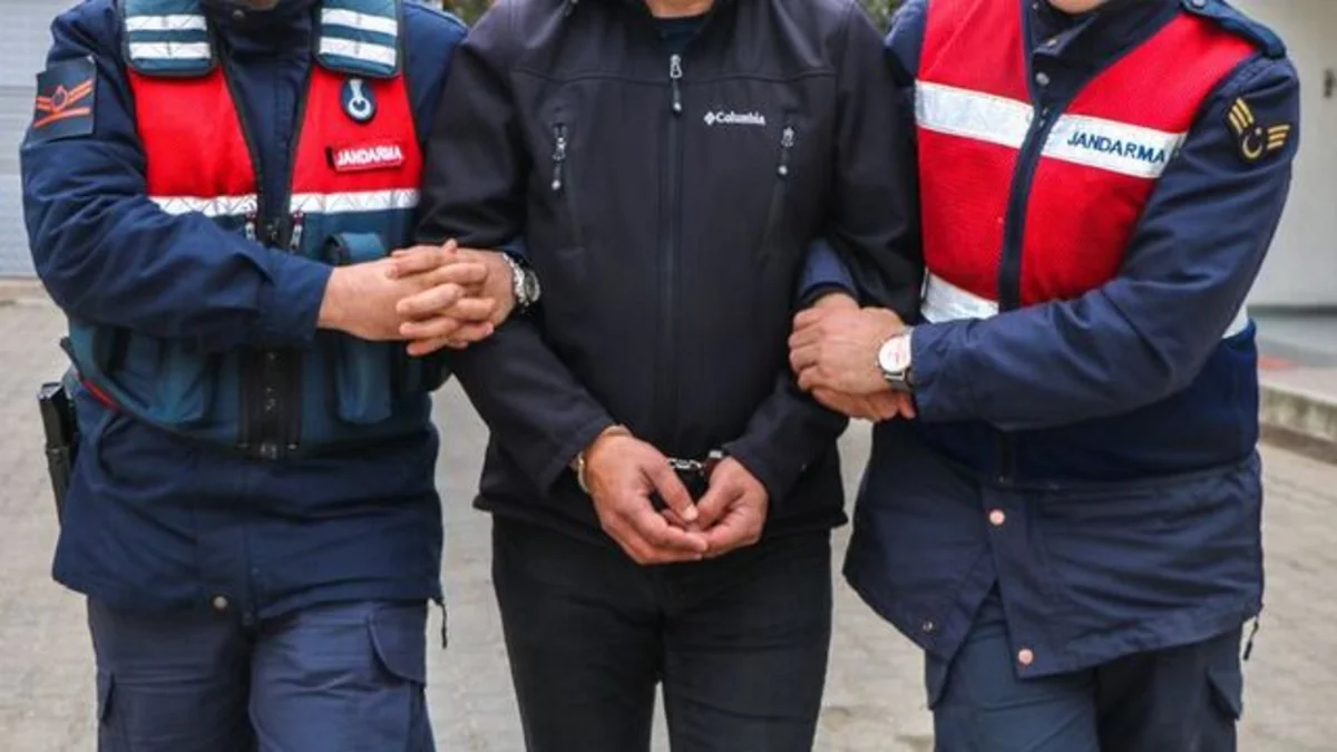 Türkiyədən Yunanıstana qaçmaq istəyən 17 FETÖ-çü saxlanılıb