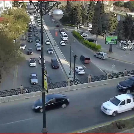 Bakının bir sıra yollarında tıxac var - SİYAHI