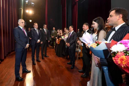 Naxçıvanda “Heydər Əliyev və Azərbaycan həmkarlar ittifaqları” mövzusunda konfrans keçirilib