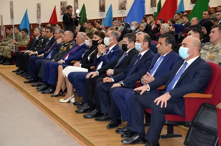 “Zəfər bayrağına düzlən!” adlı vətənpərvərlik tədbiri kecirilib