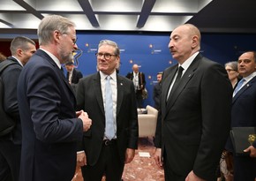 Azerbaijani president meets with British prime minister