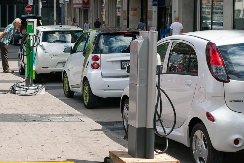 Azerbaijan increases import of electric vehicles by over 9 times