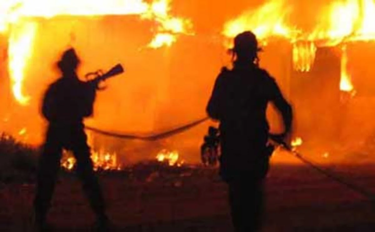 Bakıda sexdə yanğın baş verib