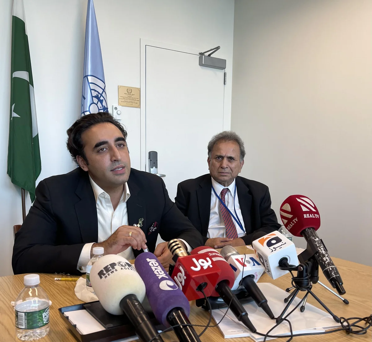 Глава МИД Пакистана планирует посетить Азербайджан