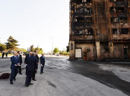 President visits area of the high-rise building hit by fire in Binagadi, Baku