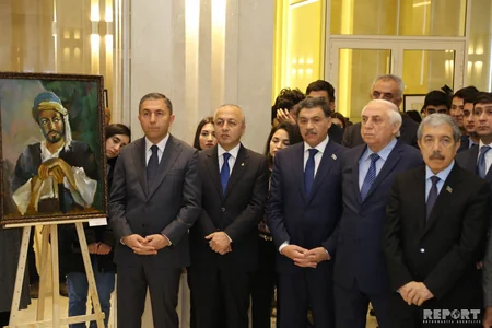 YAP-da İmadəddin Nəsiminin 650 illik yubileyi ilə bağlı sərgi açılıb - FOTO