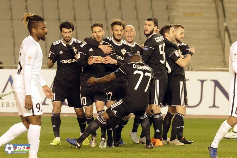 Peşəkar Futbol Liqası Qarabağ - Neftçi matçındakı mübahisəli epizodla bağlı video yayımlayıb - VİDEO