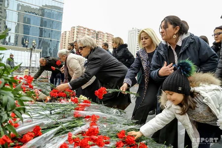 Munira Subaşiç: Martın 9-da BMT-nin konfransında bildirəcəm ki, dünya indiyə qədər Xocalı soyqırımını tanımamasından utanmalıdır - FOTO