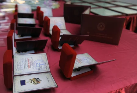 Milli Teatr Günündə sənət adamları mükafatlandırılıb - SİYAHI
