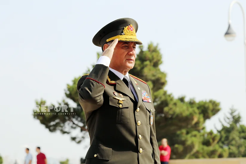 DİN rəhbərliyi Fəxri xiyabanı və Şəhidlər xiyabanını ziyarət edib